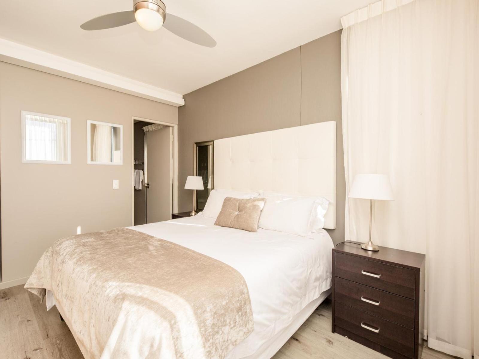 Infinity Self Catering Apartments Bloubergstrand Bilik gambar